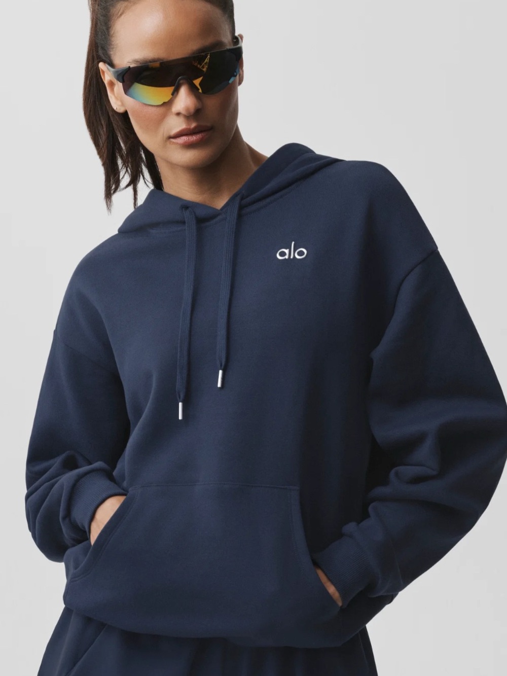 ALO Yoga women's accolade pullover hoodie